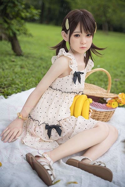 Bカップ 低身長 小型ラブドール