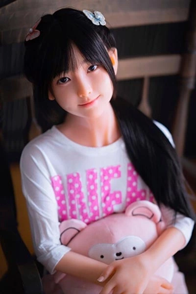 MLW DOLL 小柄ロリラブドール