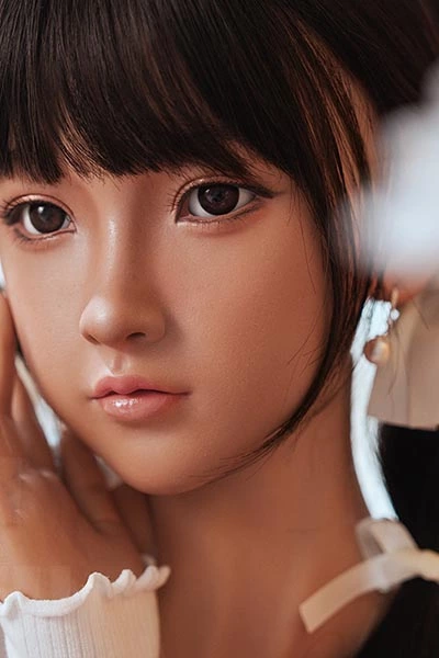 癒し系小柄ドール