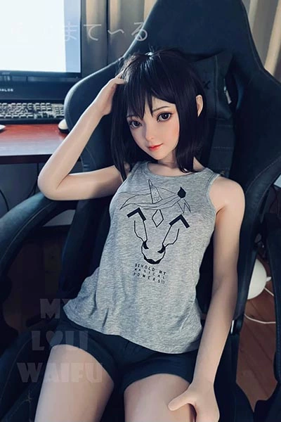 MLW DOLL 学生風ラブドール