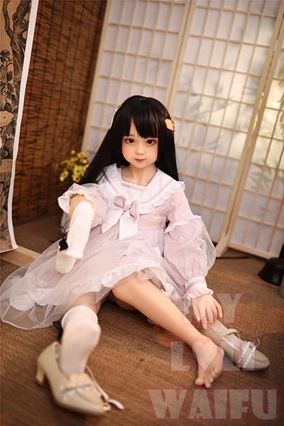 MLW DOLL ロリラブドール