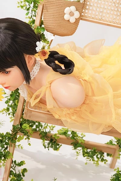 清楚系セクシードール