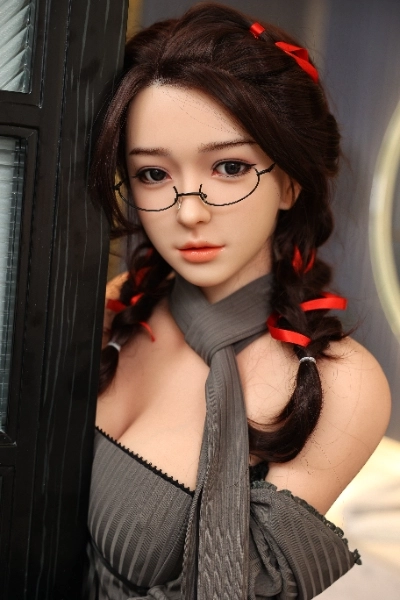 巨乳セクシードール