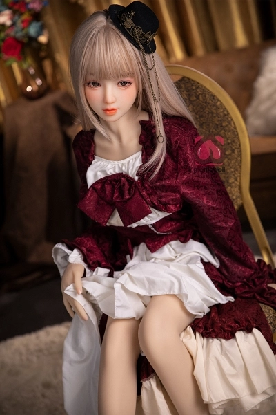 Momodoll 幼顔ラブドール