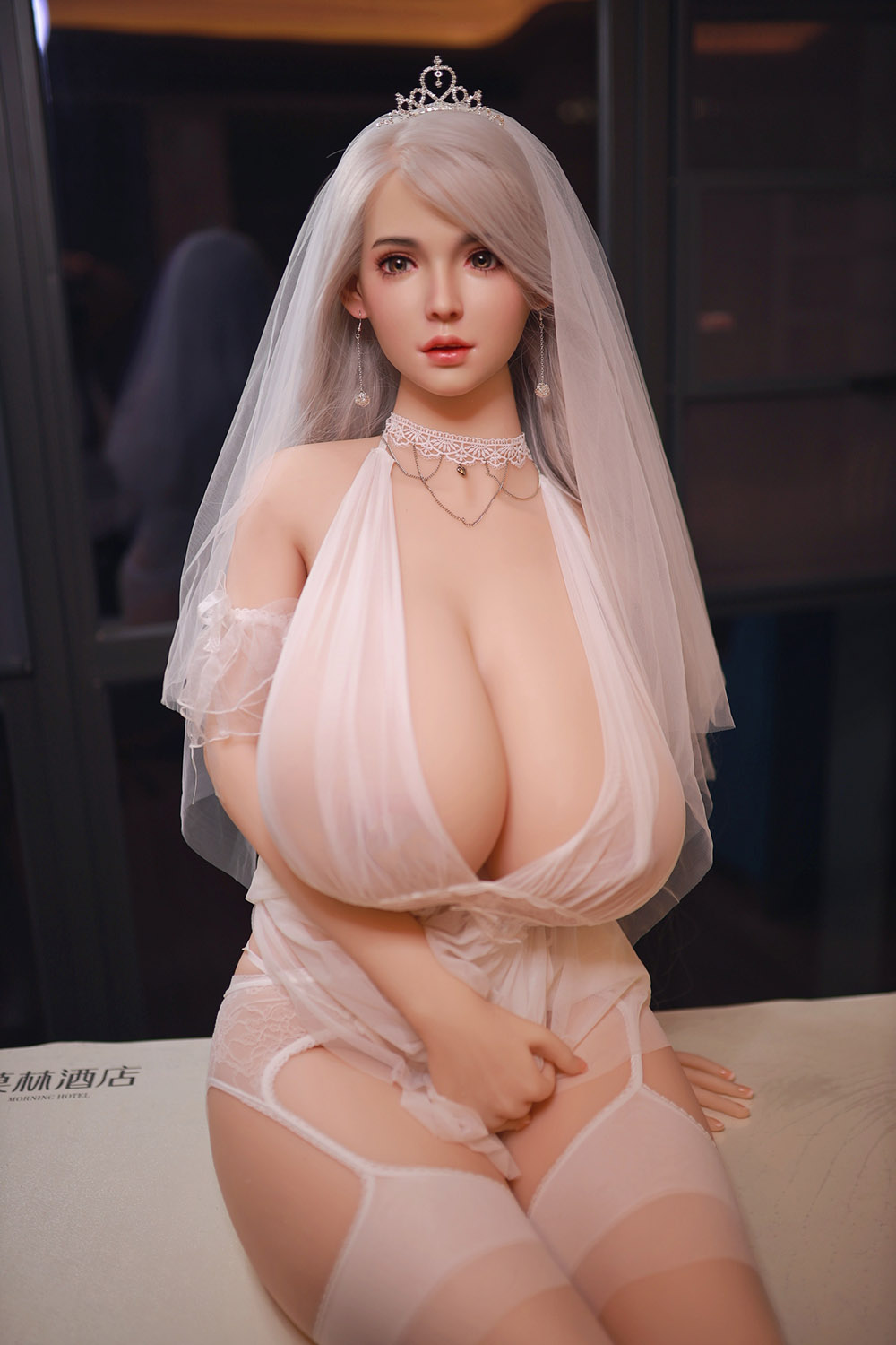 銀髪姫セックス人形