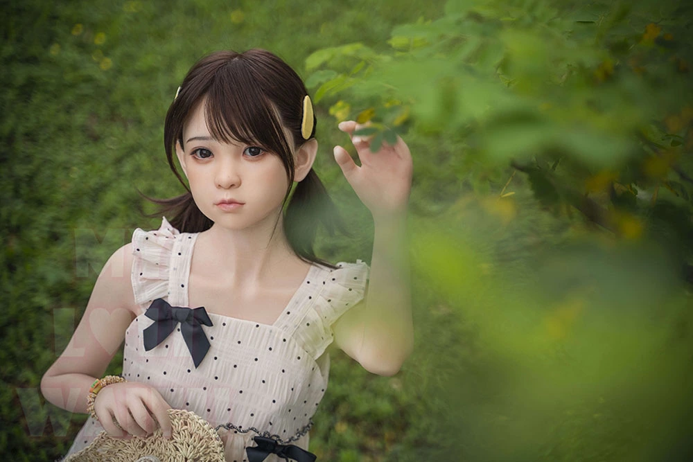 Bカップ 低身長 小型ラブドール