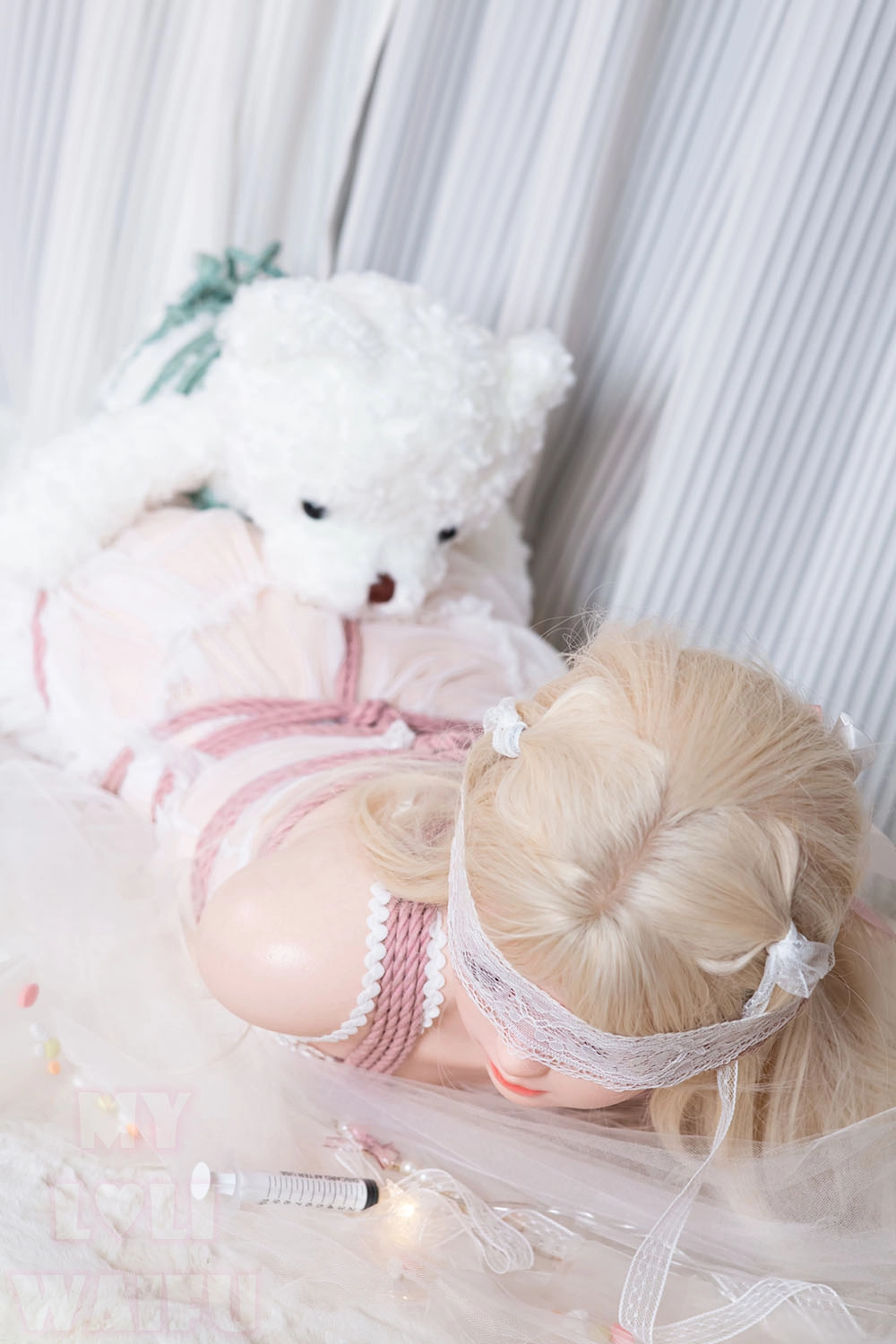 清楚系セクシードール